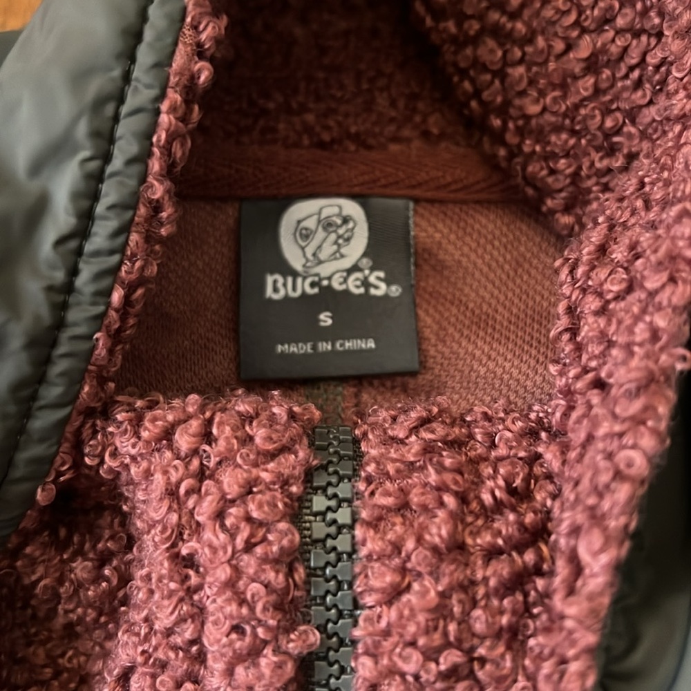 BUC-EE’S Jacket - Picture 3 of 5